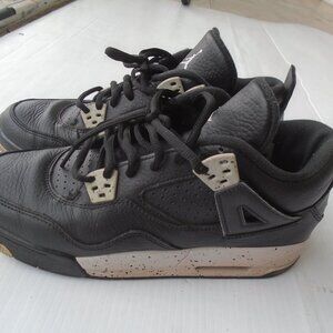 Nike Air Jordan 4 Retro BG Youth Size 7Y Black/Grey Sneakers